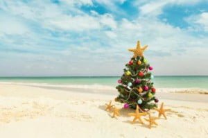 157554-425x282-Christmas-on-the-Beach[1]