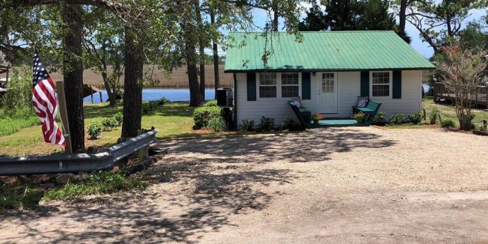 renovated river front cottage located in Carrabelle