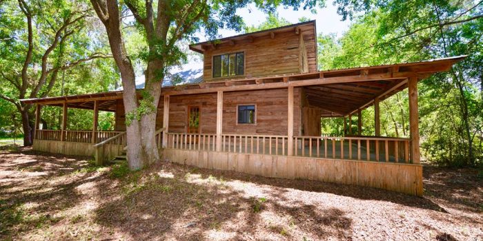 Cypress home located in Greater Apalachicola