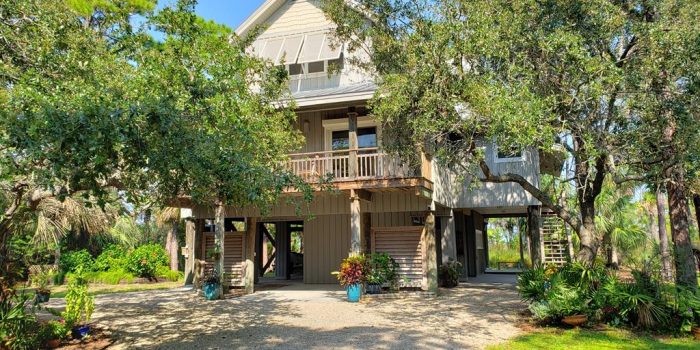 bay front home with elevator and dock located in the Plantation