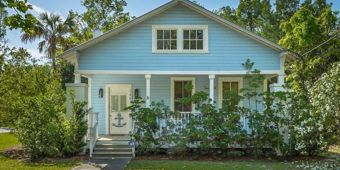 Florida cottage located in Historic South Side of Apalachicola