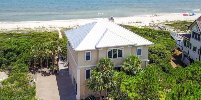 gulf front Home located in Pebble Beach Village in the Plantation