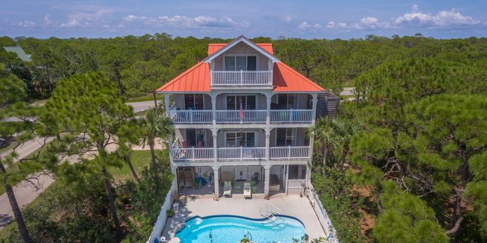 3rd tier gulf view with private pool and beach butler elevator located in Plantation Beach Village in the Plantation