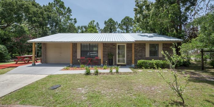 ranch house located in  Greater Apalachicola