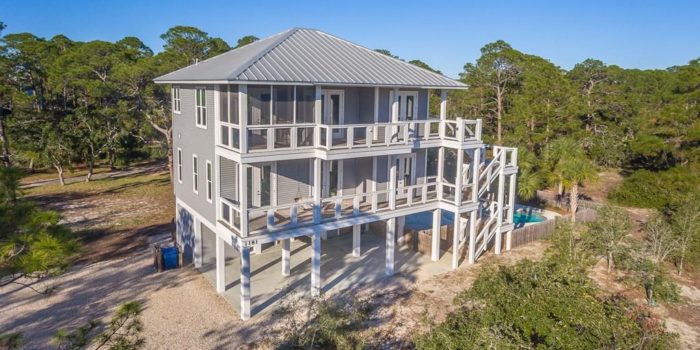 Home with private pool and elevator located in the Gulf Beaches