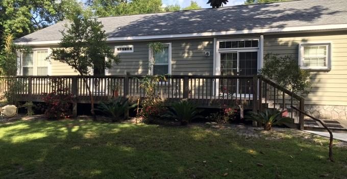 4 bedroom/2 bath home located in Carrabelle