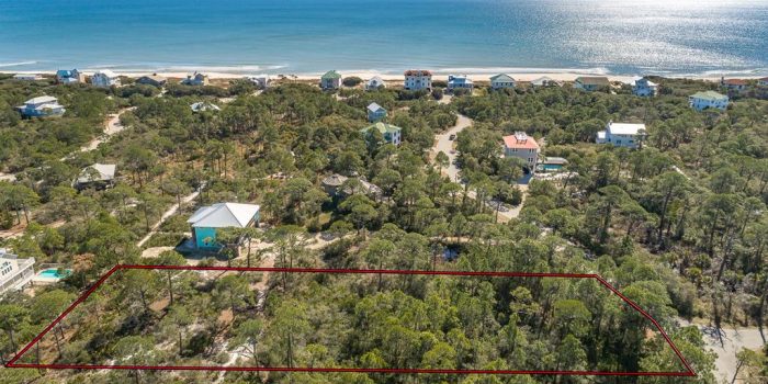 1412 Bayberry Ln