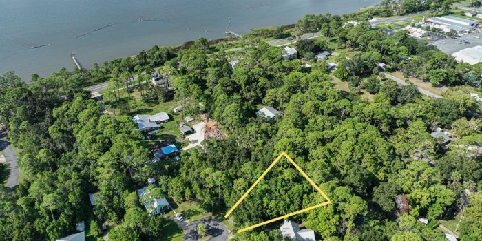 163 Bay Colony Way