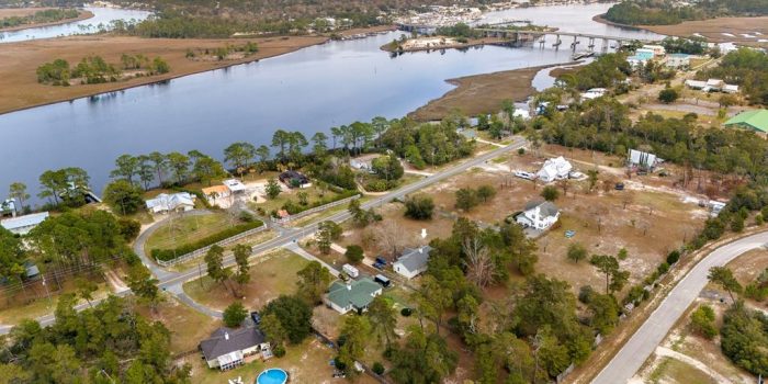192 River Rd