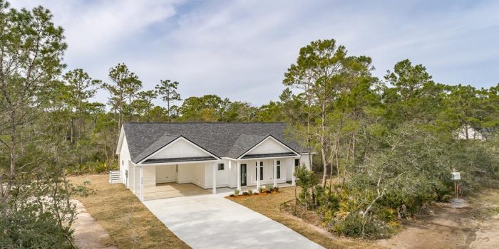 235 Pond Away Ct