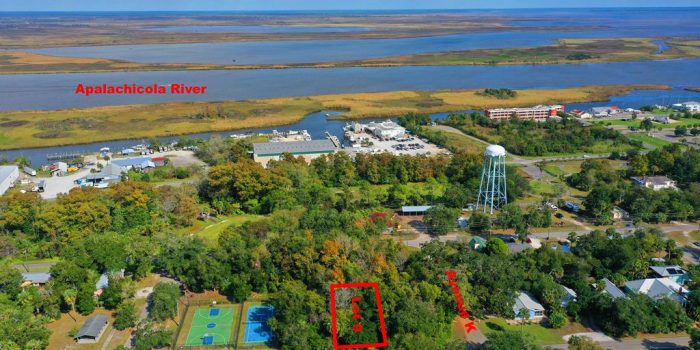 Lot 9 6th St