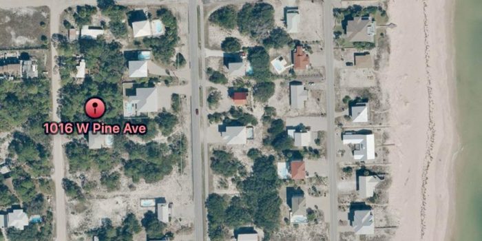 1016 W Pine Ave